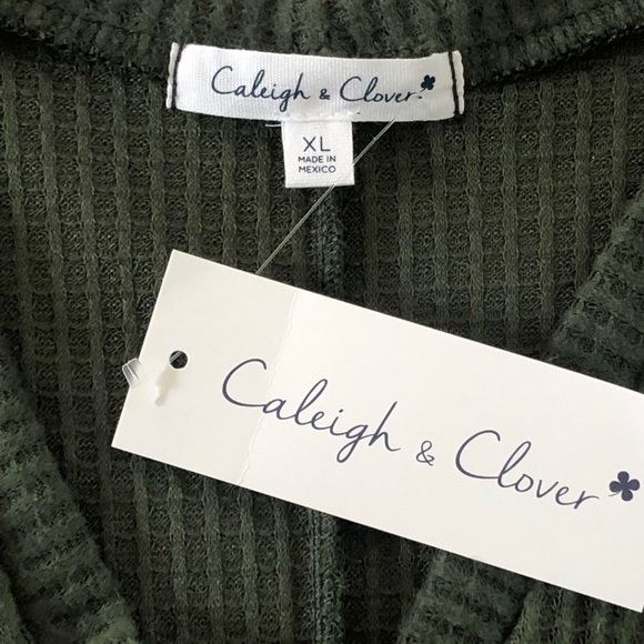 Caleigh & Clover NWT cozy waffle knit top - Picture 3 of 3
